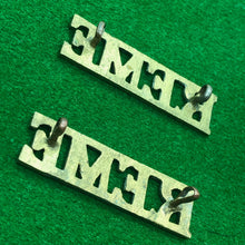 Load image into Gallery viewer, Original WW2 British Army REME Mechanical Engineers Brass Shoulder Titles - The Militaria Shop