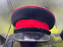 Lade das Bild in den Galerie-Viewer, Genuine British Army Adjutant General's Corps Peaked Dress Cap - Size 56cm - The Militaria Shop