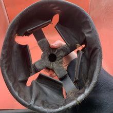 Charger l'image dans la galerie, Original WW2 British Army Mk2 Brodie Helmet Liner X Pad & Screw - 7 - 1939 Dated - The Militaria Shop