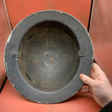 Lade das Bild in den Galerie-Viewer, Image #11