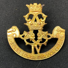 Charger l'image dans la galerie, Original British Army WW1 / WW2 Princess Louise Dragoon Guards Cap Badge - The Militaria Shop