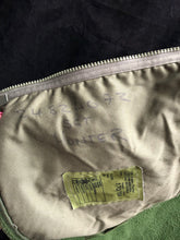 Load image into Gallery viewer, Vintage British Army Green Thermal Liner - Size 170/104 - The Militaria Shop