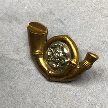 Lade das Bild in den Galerie-Viewer, Original WW1 British Army King's Own Yorkshire Light Infantry Collar Badge - The Militaria Shop