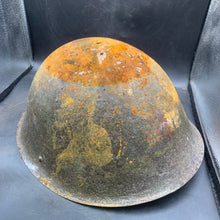 Charger l'image dans la galerie, Original British Army Mk4 Turtle Combat Helmet - The Militaria Shop