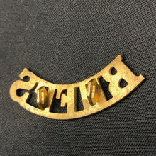 Load image into Gallery viewer, Original WW1 British Army Royal East Kent Buffs Brass Shoulder Title - The Militaria Shop