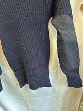 Lade das Bild in den Galerie-Viewer, Genuine British Royal Navy Commando Heavy Pull Over Jumper - Size 112cm Chest - The Militaria Shop