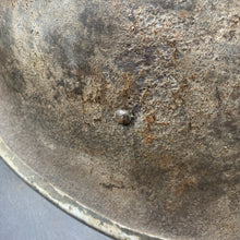 Charger l'image dans la galerie, Original British/Canadian Army WW2 Mk3 Turtle High Rivet Combat Steel Helmet - The Militaria Shop