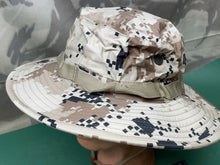 Load image into Gallery viewer, Genuine US Army Jungle Camouflage Boonie Sun Hat Hot Weather Type II - Size 6 - The Militaria Shop