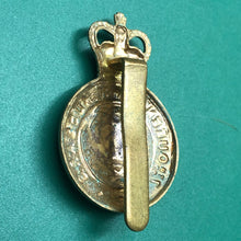 Load image into Gallery viewer, Original British Army Cap Badge - Royal Army Service Corps - The Militaria Shop