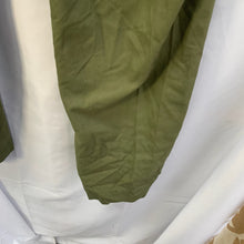 Charger l'image dans la galerie, Genuine British Army Surplus Lightweight Men's Trousers - Size 31" Waist - The Militaria Shop