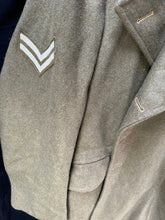 Load image into Gallery viewer, Original British Army Soldiers Greatcoat - Size 7 - 39" Chest - The Militaria Shop