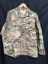 Charger l'image dans la galerie, British Army MTP Camouflaged Combat Jacket Warm Weather - Size 170/96 - The Militaria Shop