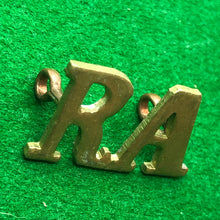 Load image into Gallery viewer, Original WW2 British Army Brass Shoulder Title - Royal Artillery - RA - The Militaria Shop
