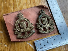 Charger l'image dans la galerie, Original British Army WW1 / WW2 Royal Army Ordnance Corps Collar Badges - The Militaria Shop