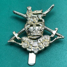 Lade das Bild in den Galerie-Viewer, Original British Army Cap Badge - Junior Leaders Regiment - The Militaria Shop