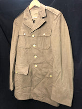 Lade das Bild in den Galerie-Viewer, Original WW2 US Army Class A Dress Jacket - Private Ryan Prop - 38" Regular - The Militaria Shop