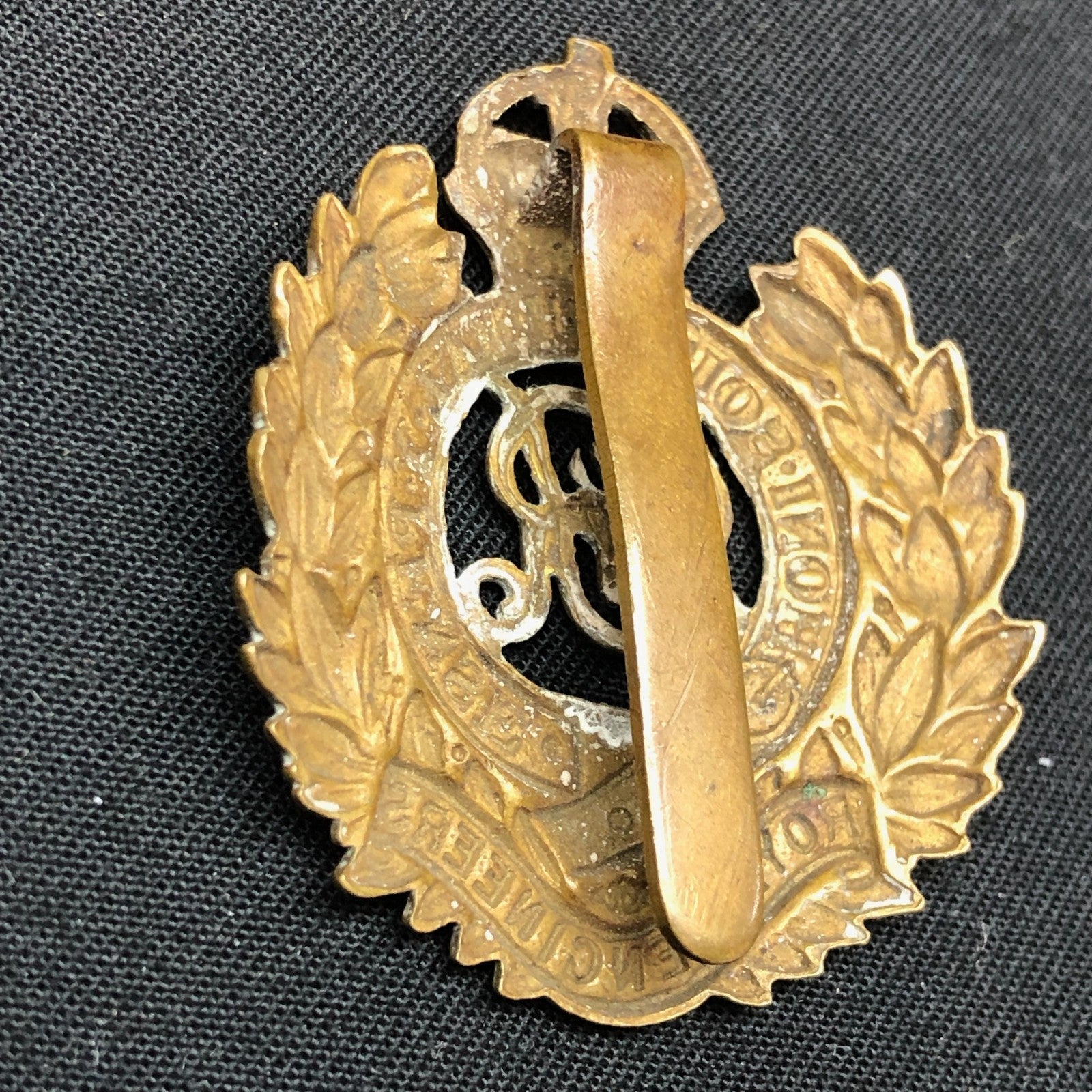 Original WW1 British Army Cap Badge - Royal Engineers - George V - The Militaria Shop