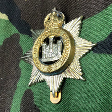 Load image into Gallery viewer, Original British Army The Devonshire Regiment Cap Badge - The Militaria Shop