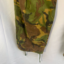 Load image into Gallery viewer, Genuine British Army Jungle DPM Camouflage Combat Trousers - Size 30" Waist - The Militaria Shop