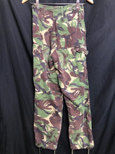 Charger l'image dans la galerie, Genuine British Army DPM Camouflaged Lightweight Trousers - Size 75/68/84 - The Militaria Shop