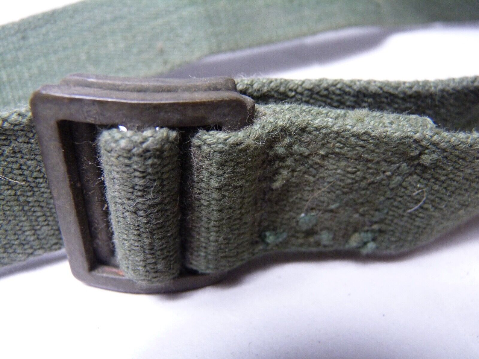 Original WW2 British Army 44 Pattern Shoulder / Extended Equipment Strap - 1945 - The Militaria Shop