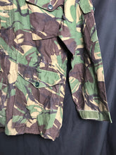 Charger l'image dans la galerie, Genuine Army Surplus British DPM Camouflaged Combat Smock Jacket - Size 170/104 - The Militaria Shop