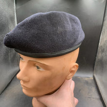 Lade das Bild in den Galerie-Viewer, Genuine British Army Forces All Regiment Wool Beret - Size 51 - The Militaria Shop