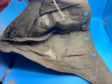 Lade das Bild in den Galerie-Viewer, Original WW2 British Army Tank 'Pixie' Suit Hood with Brass Poppers - The Militaria Shop