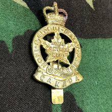 Load image into Gallery viewer, Original Canadian Army Royal Montreal Regiment Cap Badge - The Militaria Shop