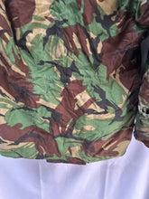 Load image into Gallery viewer, Genuine British Army Surplus DPM Camouflaged 1968 Pattern Smock - Size 36" Chest - The Militaria Shop