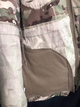 Charger l'image dans la galerie, Genuine British Army MTP Camouflaged Windproof Smock - Size 170/96 - The Militaria Shop