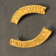 Load image into Gallery viewer, Original WW1/WW2 British Army Red Cross Carmarthen Brass Shoulder Title Set - The Militaria Shop