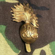 Load image into Gallery viewer, Original WW1 British Army Cap Badge - Honourable Artillery Company - The Militaria Shop