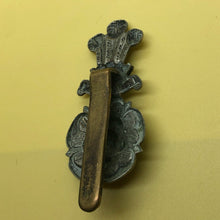 Load image into Gallery viewer, Original WW2 British Army Cap Badge - Yorkshire Hussars - The Militaria Shop