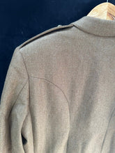 Lade das Bild in den Galerie-Viewer, British Army Surplus No.2 Service Dress Jacket - Size 182/100/92 - The Militaria Shop