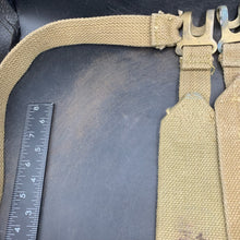 Lade das Bild in den Galerie-Viewer, Original WW2 British Army 37 Pattern Equipment Webbing L Strap Set - The Militaria Shop