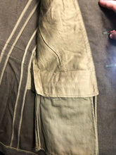 Lade das Bild in den Galerie-Viewer, Original WW2 US Army Class A Dress Jacket 1942 - Private Ryan Prop - 39" Regular - The Militaria Shop