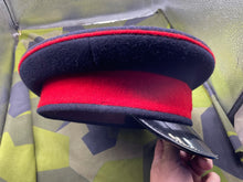 Lade das Bild in den Galerie-Viewer, Original British Army REME Royal Electrical Mechanical Engineer Peaked Cap -58cm - The Militaria Shop
