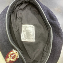 Charger l'image dans la galerie, British Army Welsh Guards Beret - Size 57 - The Militaria Shop