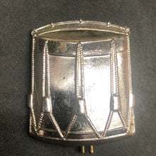 Lade das Bild in den Galerie-Viewer, Original British Army Drummers Sleeve Badge Staybrite - The Militaria Shop