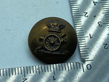 Lade das Bild in den Galerie-Viewer, Original British Army Victorian Crown Royal Artillery Tunic Button - The Militaria Shop
