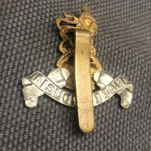 Load image into Gallery viewer, Original WW2 British Army Cap Badge - Royal Army Pay Corps - The Militaria Shop