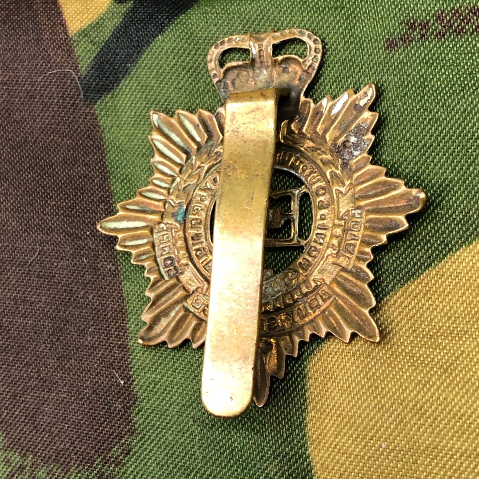 Original British Army Cap Badge - Royal Army Service Corps - The Militaria Shop
