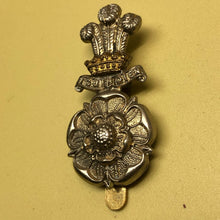 Load image into Gallery viewer, Genuine British Army Yorkshire Hussars Cap Badge - The Militaria Shop