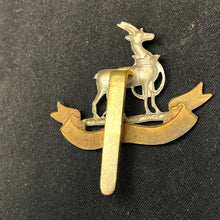 Load image into Gallery viewer, Original WW2 British Army Cap Badge - Royal Warwickshire Regiment - The Militaria Shop