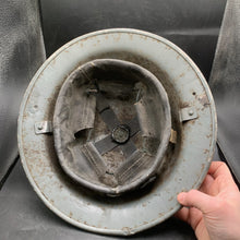 Lade das Bild in den Galerie-Viewer, Image #11