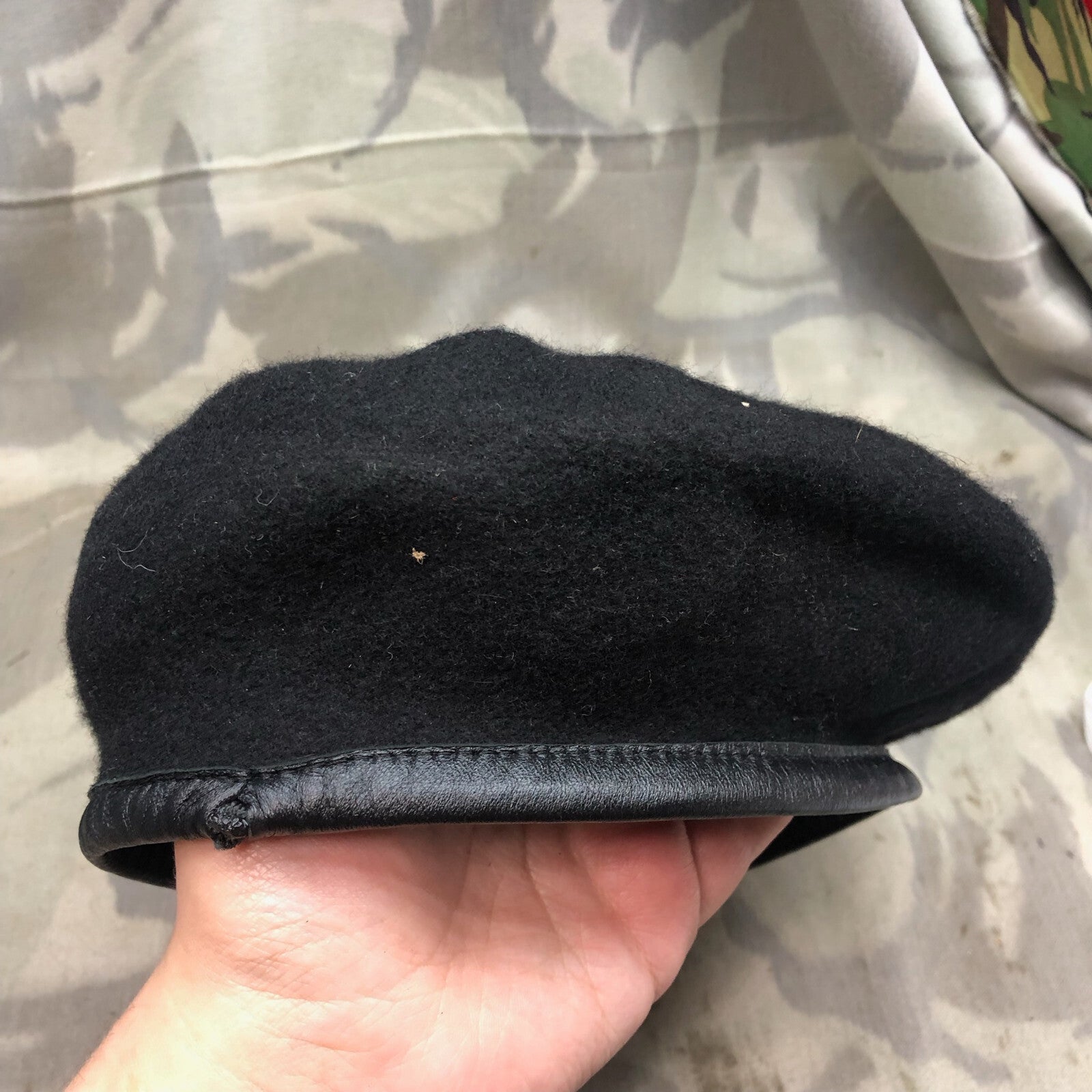 Genuine British Army Forces Beret - RTR Royal Tank Regiment - Size 55 - The Militaria Shop
