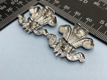 Load image into Gallery viewer, Genuine British Army Wiltshire Yeomanry Collar Badges Set - The Militaria Shop