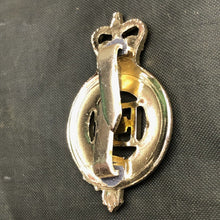 Load image into Gallery viewer, Original British Army Cap Badge - Household Cavalry - The Militaria Shop