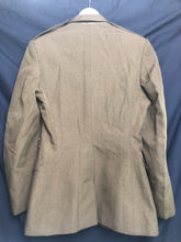 Lade das Bild in den Galerie-Viewer, Original British Army No.2 Dress Uniform Jacket - Grade 1 - Size 176/100/84 - The Militaria Shop